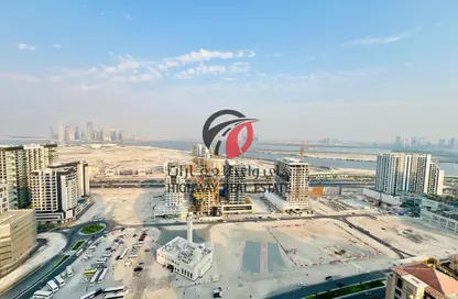 شقة - غرفة نوم - 2 حمامات للايجار في بن غاطي افنيو - الجداف - دبي