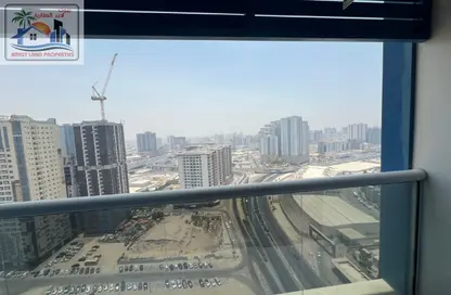 Apartment - 2 Bedrooms - 2 Bathrooms for rent in Gate Tower 1 - Musheiref - Ajman