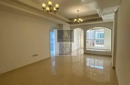 شقة - غرفة نوم - 2 حمامات للايجار في 3 المويهات - المويهات - عجمان