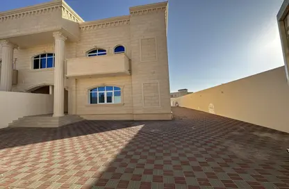 صورة لـ تراس فيلا - 4 غرف نوم - 7 حمامات للايجار في شعبة الوطاه - العين ، صورة رقم 1