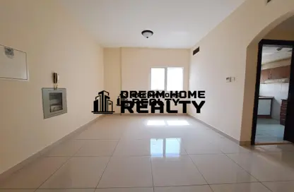 Apartment - 1 Bedroom - 2 Bathrooms for rent in Zakhir Tower 1 - Zakhir Towers - Al Taawun - Sharjah