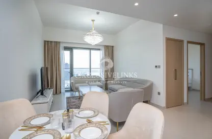 Apartment - 2 Bedrooms - 2 Bathrooms for rent in Burj Royale - Downtown Dubai - Dubai