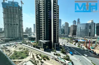 مكتب - استوديو - 2 حمامات للايجار في برج بايناري - الخليج التجاري - دبي