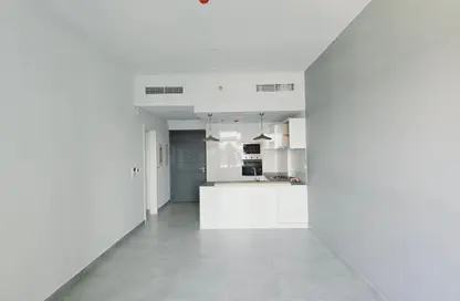 Apartment - 2 Bedrooms - 3 Bathrooms for rent in Lucky 1 Residence - Jumeirah Village Circle - Dubai