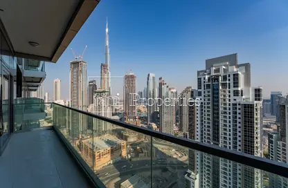 صورة لـ شرفة شقة - 2 غرف نوم - 2 حمامات للبيع في فندق ومساكن برج باراماونت - الخليج التجاري - دبي ، صورة رقم 1