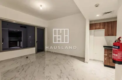 Apartment - 2 Bedrooms - 3 Bathrooms for rent in Oasis 1 - Oasis Residences - Masdar City - Abu Dhabi