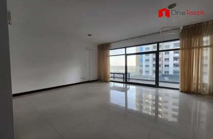 Empty Room image for: Apartment - 2 Bedrooms - 3 Bathrooms for rent in Tecom Tower 2 - Tecom Two Towers - Barsha Heights (Tecom) - Dubai, Image 1