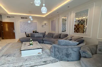 Apartment - 3 Bedrooms - 4 Bathrooms for sale in Oasis Tower - Al Rashidiya 1 - Al Rashidiya - Ajman