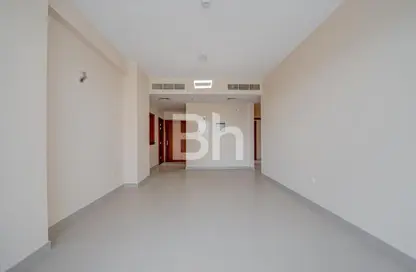 شقة - 3 غرف نوم - 1 حمام للايجار في مبني بلو ريف - ارجان - دبي