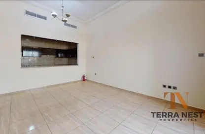 Apartment - 1 Bedroom - 1 Bathroom for rent in Tasaheel building - Al Qusais Industrial Area - Al Qusais - Dubai