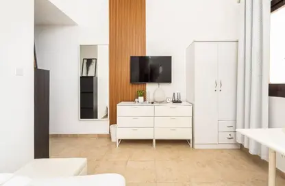 Room / Bedroom image for: Apartment - 1 Bathroom for rent in Silicon Gates - Dubai Silicon Oasis - Dubai, Image 1