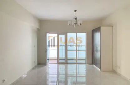 Apartment - Studio - 1 Bathroom for rent in Golden Homes Building - Jumeirah Village Circle - Dubai