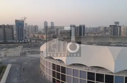 Apartment - 1 Bedroom - 2 Bathrooms for sale in Stadium Point - Dubai Sports City - Dubai