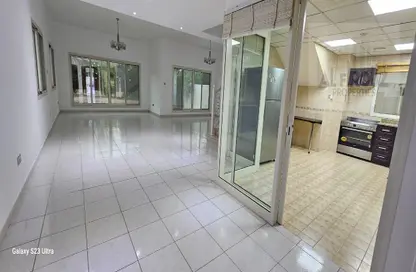 شقة - 4 غرف نوم - 5 حمامات للايجار في فلل النخيل - قرية الجميرا سركل - دبي