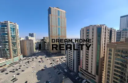 Apartment - 3 Bedrooms - 4 Bathrooms for rent in Yasmeen Tower - Al Majaz 2 - Al Majaz - Sharjah