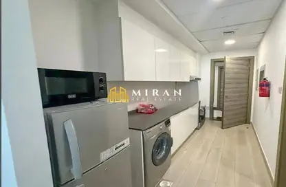 شقة - 1 حمام للايجار في بلوم تاورز بي - ابراج بلووم - الضاحية 10 - قرية جميرا الدائرية - دبي