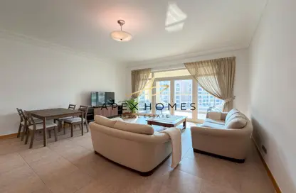 شقة - 2 غرف نوم - 3 حمامات للايجار في الحمري - مساكن شور لاين - نخلة جميرا - دبي