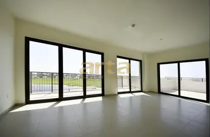 Empty Room image for: Apartment - 3 Bedrooms - 4 Bathrooms for sale in Golf Views - EMAAR South - Dubai South (Dubai World Central) - Dubai, Image 1