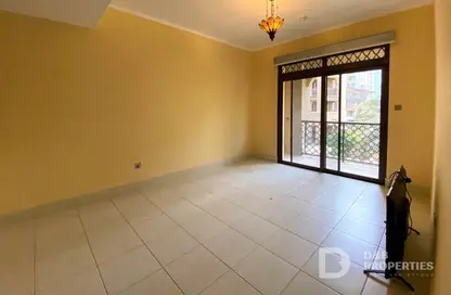 Apartment - 1 Bedroom - 1 Bathroom for sale in Yansoon 8 - Yansoon - Old Town - Dubai