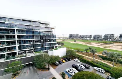 Apartment - 1 Bedroom - 2 Bathrooms for sale in Golf Veduta A - Golf Veduta Hotel Apartments - DAMAC Hills - Dubai
