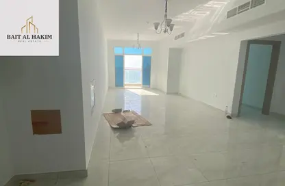 Apartment - 3 Bedrooms - 3 Bathrooms for rent in Ajman Corniche Residences - Ajman Corniche Road - Ajman