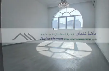شقة - غرفة نوم - 1 حمام للايجار في المشرف - أبوظبي