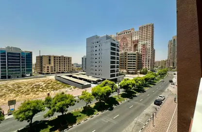 Apartment - 2 Bedrooms - 3 Bathrooms for rent in La Vista Residence 2 - La Vista Residence - Dubai Silicon Oasis - Dubai