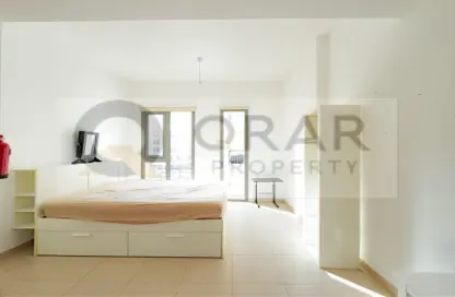 Apartment - Studio - 1 Bathroom for sale in Hayat Boulevard-1A - Hayat Boulevard - Town Square - Dubai