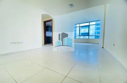 Empty Room image for: Apartment - 1 Bedroom - 2 Bathrooms for rent in Hazaa Bin Zayed the First Street - Al Nahyan Camp - Abu Dhabi, Image 1