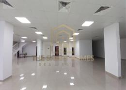 Full Floor - 3 bathrooms for rent in Al Kawakeb Buildings - Sheikh Zayed Road - Dubai