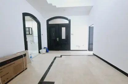 Apartment - 1 Bedroom - 1 Bathroom for rent in Al Mushrif - Abu Dhabi