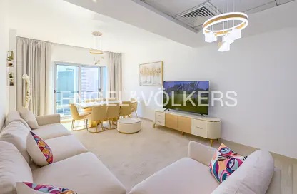 Apartment - 2 Bedrooms - 2 Bathrooms for sale in The Point - Dubai Marina - Dubai