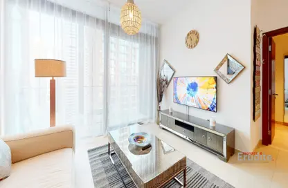 Living Room image for: Apartment - 1 Bedroom - 2 Bathrooms for rent in Marina Gate 1 - Marina Gate - Dubai Marina - Dubai, Image 1