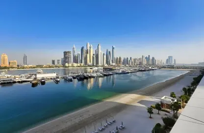 Apartment - 1 Bedroom - 2 Bathrooms for rent in Palace Beach Residence - EMAAR Beachfront - Dubai Harbour - Dubai