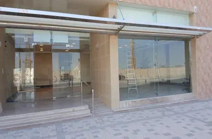 Retail - Studio - 1 Bathroom for rent in Al Falah City - Abu Dhabi