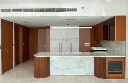 Apartment - 2 Bedrooms - 2 Bathrooms for sale in Ellington Beach House - Palm Jumeirah - Dubai