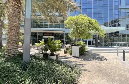 Apartment - 3 Bedrooms - 4 Bathrooms for rent in Al Marasy - Al Bateen - Abu Dhabi