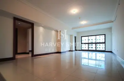 Empty Room image for: Apartment - 2 Bedrooms - 3 Bathrooms for rent in Golden Mile 4 - Golden Mile - Palm Jumeirah - Dubai, Image 1