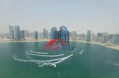 شقة - 2 غرف نوم - 3 حمامات للايجار في برج لا بلاج - الممزر - الشارقة - الشارقة