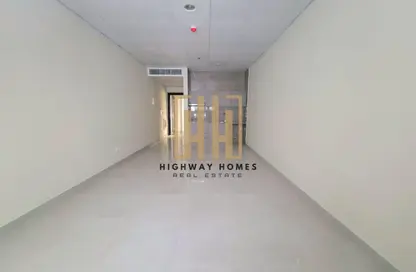 Apartment - Studio - 1 Bathroom for rent in Muwaileh 29 Building - Muwaileh - Sharjah