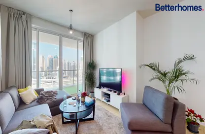 Living Room image for: Apartment - 1 Bedroom - 1 Bathroom for sale in Laguna Tower - Lake Almas West - Jumeirah Lake Towers - Dubai, Image 1