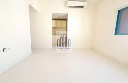 Apartment - Studio - 1 Bathroom for rent in Fire Station Road - Muwaileh - Sharjah