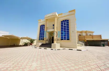 Villa - 5 Bedrooms - 7 Bathrooms for rent in Zakher - Al Ain