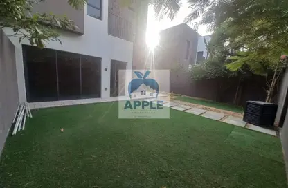 تاون هاوس - 3 غرف نوم - 4 حمامات للبيع في سراب 2 - الجادة - الشارقة