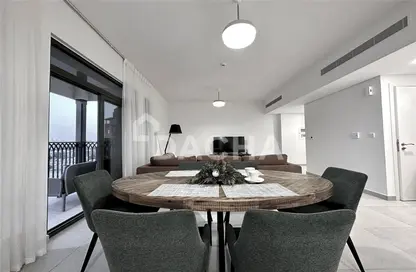 Dining Room image for: Apartment - 2 Bedrooms - 2 Bathrooms for rent in Asayel - Madinat Jumeirah Living - Umm Suqeim - Dubai, Image 1