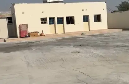 أرض - استوديو للايجار في الصجعة الصناعية - آلصجعه - الشارقة
