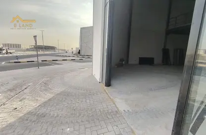 صالة عرض - استوديو - 1 حمام للايجار في الصجعة الصناعية - آلصجعه - الشارقة