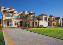 Luxury & Upgraded Golf Course Villa | 6BR