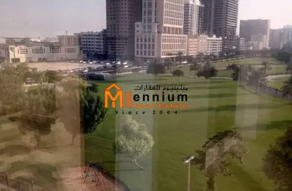 Co-working space - Studio - 1 Bathroom for rent in Yasmeen Tower - Al Majaz 2 - Al Majaz - Sharjah