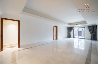 Empty Room image for: Apartment - 3 Bedrooms - 3 Bathrooms for sale in The Fairmont Palm Residence South - The Fairmont Palm Residences - Palm Jumeirah - Dubai, Image 1
